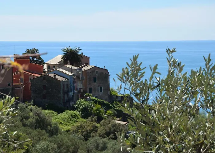 Corner Of Paradise Near Cinque Terre