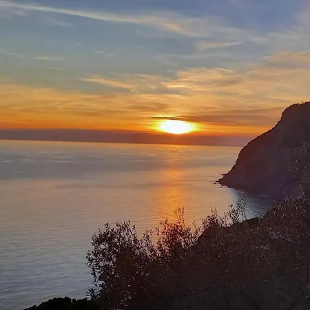 Corner Of Paradise Near Cinque Terre * Framura